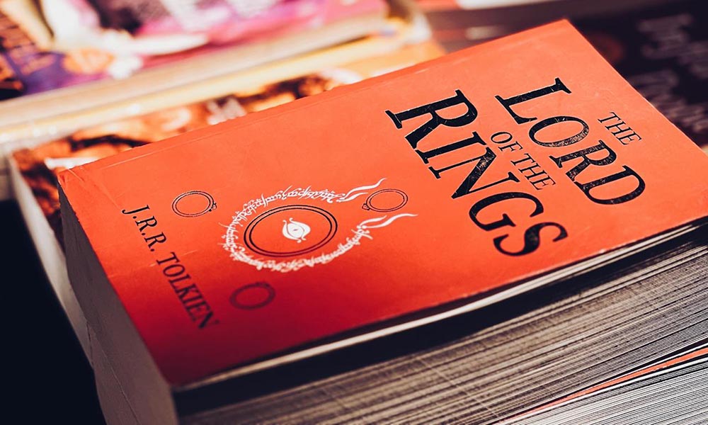 The Lord of the Rings, by Prajwal via Pexels