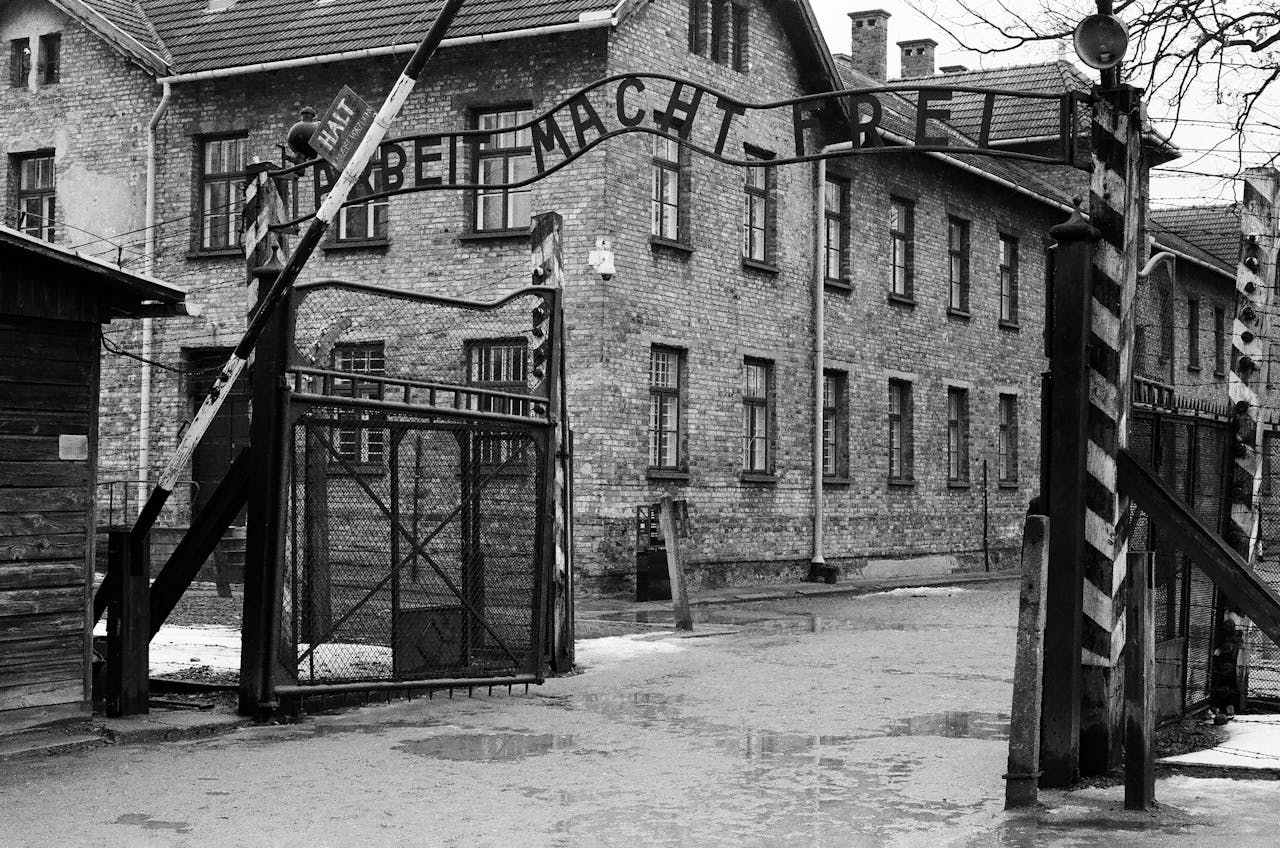 Gate to Auschwitz Camp, by Alexander Zvir via Pexels